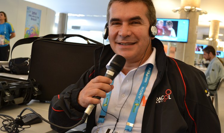 O jornalista da rádio Caracol e da Win TV, Diego Rueda gostou da estrutura de atendimento