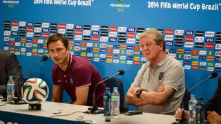 O técnico Roy Hodgson e o meio-campista Frank Lampard em entrevista coletiva