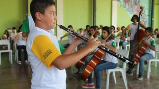 Orquestra  Doutor Milton Dias possui cerca de 30 integrantes com idades entre nove e 17 anos