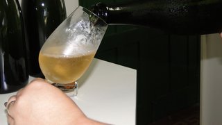 Segundo as especialistas, o vinho espumante pode ser usado em qualquer ocasião