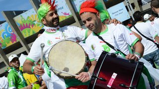 Torcedores da Bélgica e da Argélia fazem a festa no Mineirão