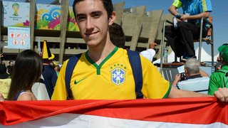 O estudante paulista Vitor Castro gostou muito do Mineirão