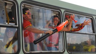 Turistas ficam satisfeitos com o sistema de transporte para o Mineirão