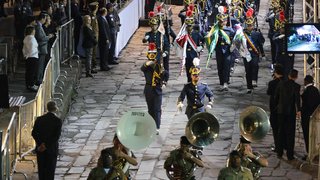 A Guarda de Honra da Polícia Militar de Minas Gerais encerrou a solenidade de entrega da Medalha 
