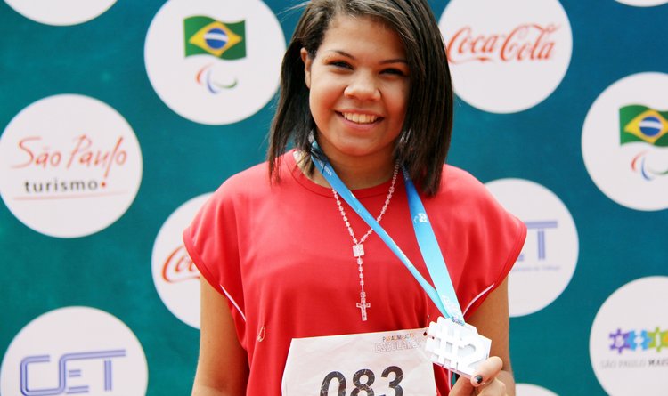 A mineira Marina Costa, que disputou o atletismo, esteve pela terceira vez nas Paralimpíadas