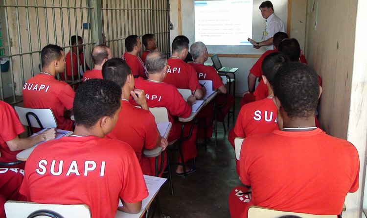 Detentos das unidades iniciaram aulas de empreendedorismo, ministradas por professores do Sebrae