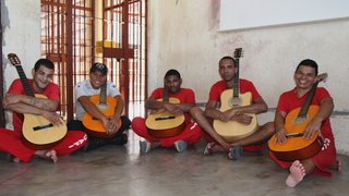 A atividade de iniciação musical completa dois anos e já formou 56 detentos