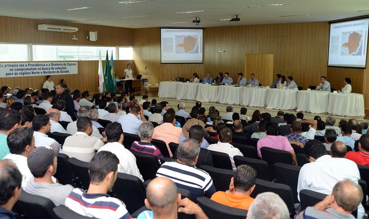 Governo do Estado se reuniu com prefeitos e lideranças de mais de 80 municípios do Norte de Minas