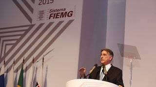 O governador Fernando Pimentel discursou para empresários na sede da Fiemg