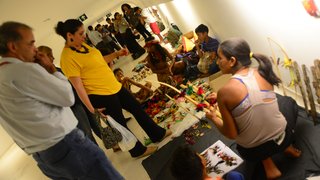 Exposição de artigos indígenas na Cidade Administrativa de Minas Gerais